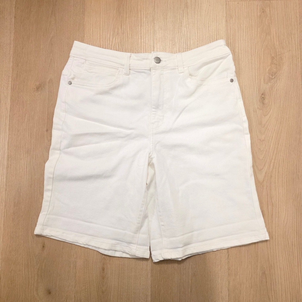 Wrangler‎ White Denim High Rise 10" Long Inseam Classic Neutral Shorts Size 8